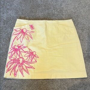 Lilly Pulitzer Floral Embroidered Yellow Skirt. Size 10